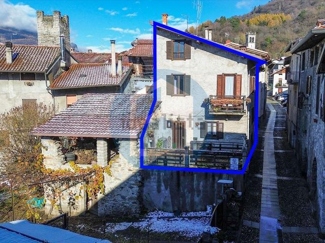 Villetta indipendente in vendita di 157 m² in Via Piana