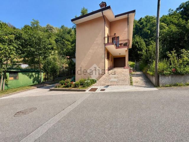 Villetta indipendente in vendita di 157 m² in Via Pragiel, 25
