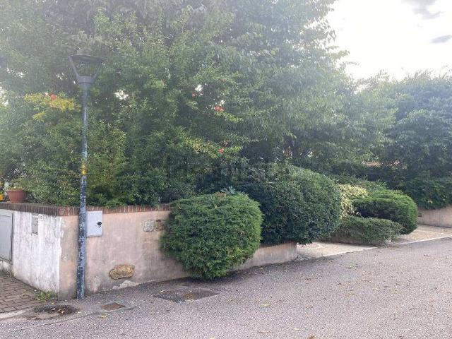 Villetta indipendente in vendita di 157 m² in Via Villa