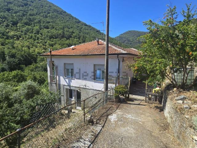Villetta indipendente in vendita di 158 m² in Via Giacomo Matteotti, 2