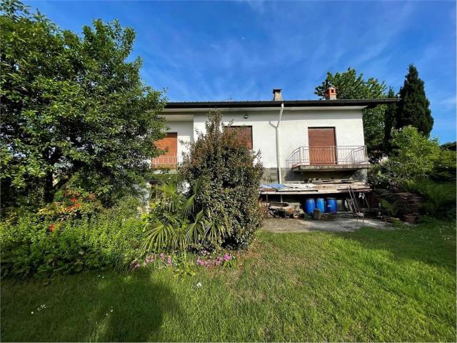Villetta indipendente in vendita di 158 m² in Via Monviso, 39