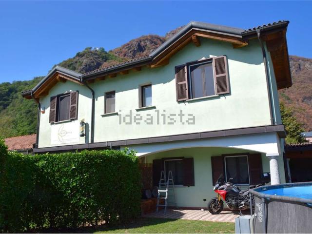 Villetta indipendente in vendita di 158 m² in Via Martiri dell&apos Alpe Meccia, 1