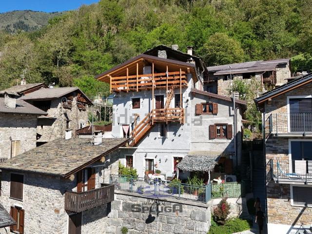 Villetta indipendente in vendita di 159 m² in Via Gorizia, 10