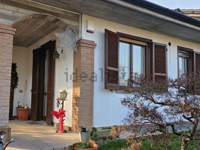 Villetta indipendente in vendita di 159 m² in Via Nazioni Unite, 7