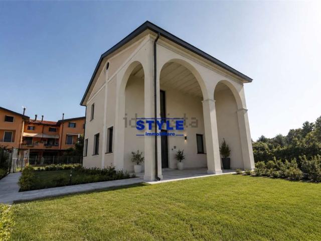 Villetta indipendente in vendita di 160 m²