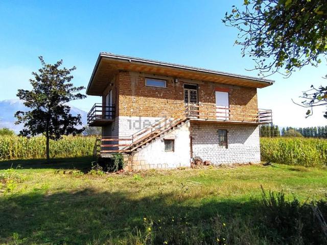 Villetta indipendente in vendita di 160 m² in Via Castelluccio