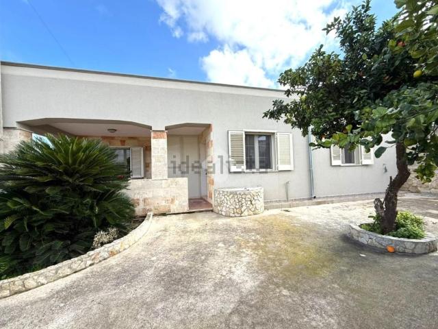 Villetta indipendente in vendita di 160 m² in Via Errico Luigi