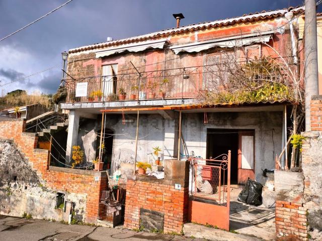 Villetta indipendente in vendita di 160 m² in Via Catania, 19