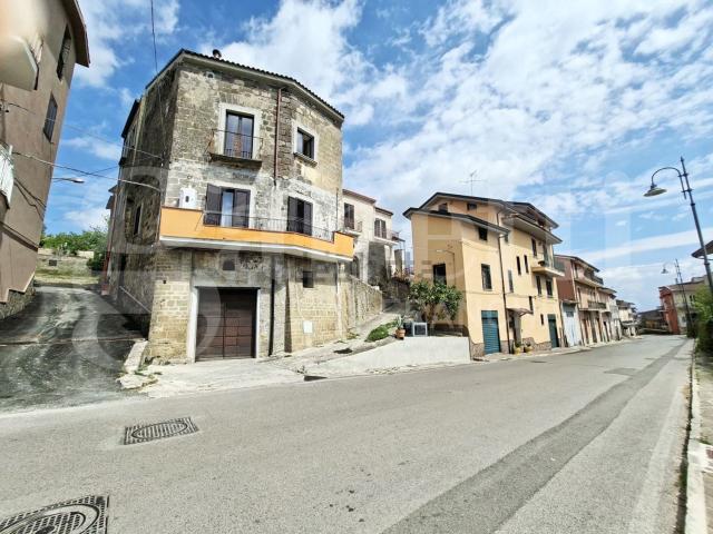 Villetta indipendente in vendita di 160 m² in Via Caldaroni, 178