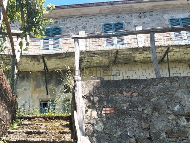 Villetta indipendente in vendita di 160 m² in Via Canova, 4