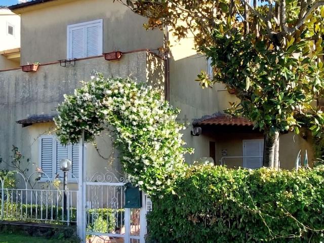 Villetta indipendente in vendita di 160 m² in Via Cappuccini