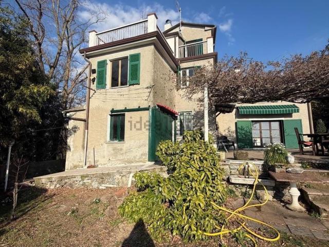 Villetta indipendente in vendita di 160 m² in Via Casalecchio