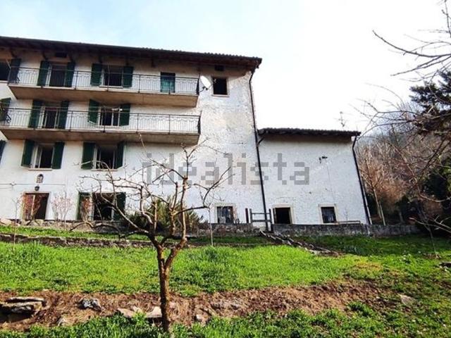 Villetta indipendente in vendita di 160 m² in Via Case Sopra