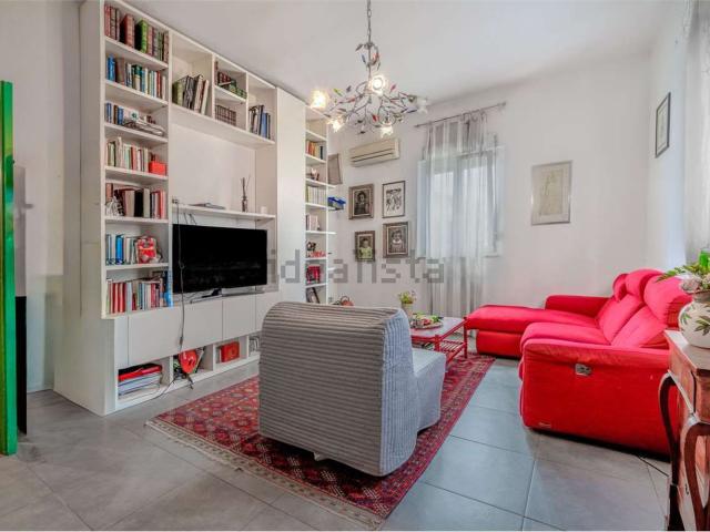 Villetta indipendente in vendita di 160 m² in Via Andrea Vesalio