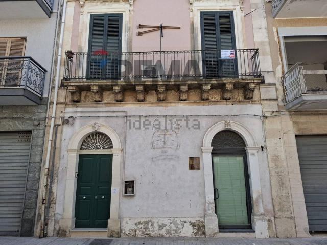 Villetta indipendente in vendita di 160 m² in Via Archimede, 134