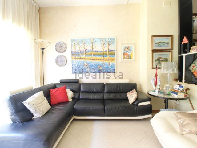 Villetta indipendente in vendita di 160 m² in Via B.Cellini