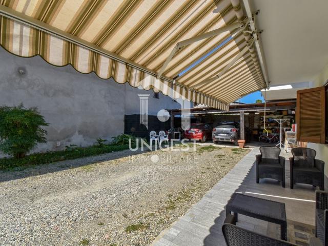 Villetta indipendente in vendita di 160 m² in Via Beati Franco e Desiderio, 8