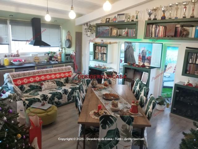 Villetta indipendente in vendita di 160 m² in Via Bresciana, 23