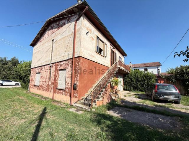Villetta indipendente in vendita di 160 m² in Via G. Matteotti
