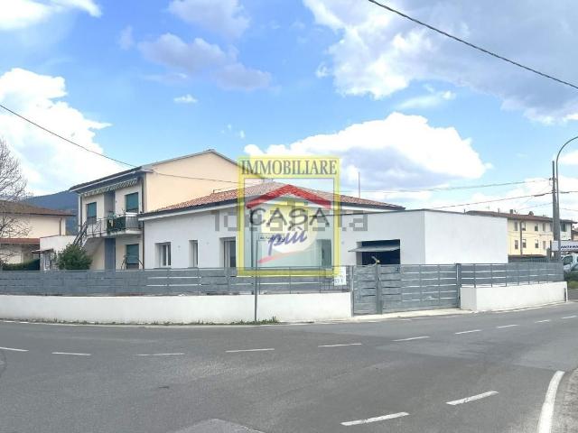 Villetta indipendente in vendita di 160 m² in Via dei Palazzi Nord, 16