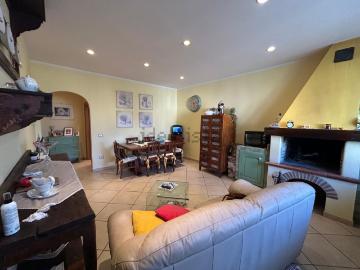 Villetta indipendente in vendita di 160 m² in Via della Repubblica, 27