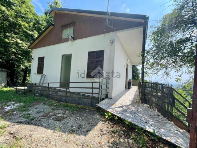 Villetta indipendente in vendita di 160 m² in Via della Resistenza, 282