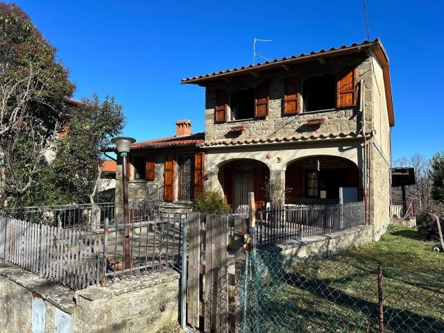 Villetta indipendente in vendita di 160 m² in Via di Caiano