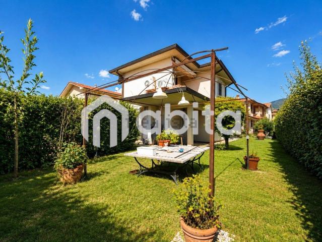 Villetta indipendente in vendita di 160 m² in Via di San Miniato