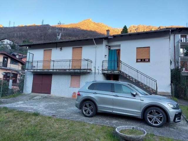 Villetta indipendente in vendita di 160 m² in Via Enrico Fermi