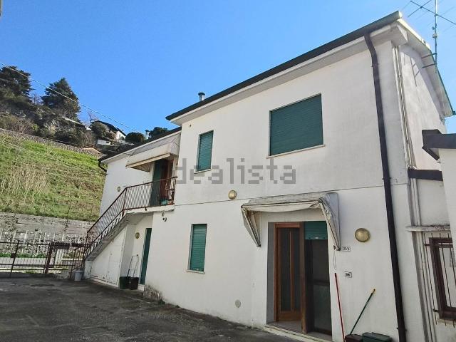 Villetta indipendente in vendita di 160 m² in Via Fontega, 83