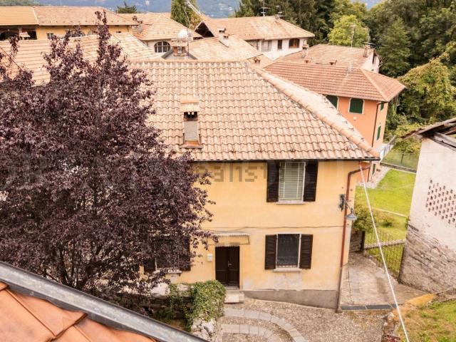 Villetta indipendente in vendita di 160 m² in Via Fusarelli