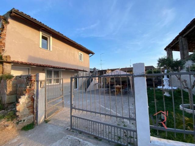 Villetta indipendente in vendita di 160 m² in Via ortaglia