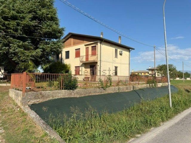 Villetta indipendente in vendita di 160 m² in Via Lovara di Campigo