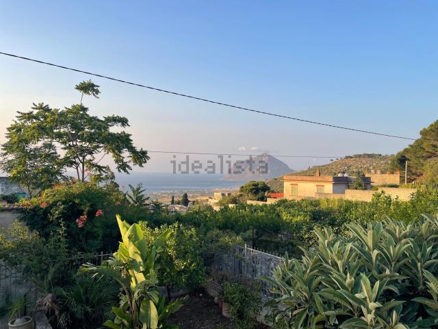 Villetta indipendente in vendita di 160 m² in Via Monte Cofano, 10