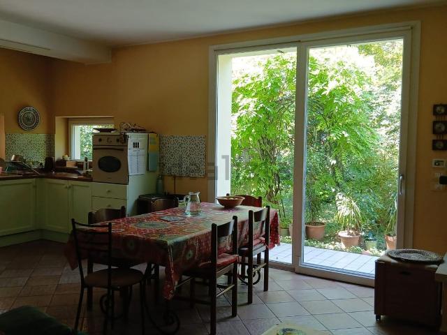 Villetta indipendente in vendita di 160 m² in Via Monte San Gabriele