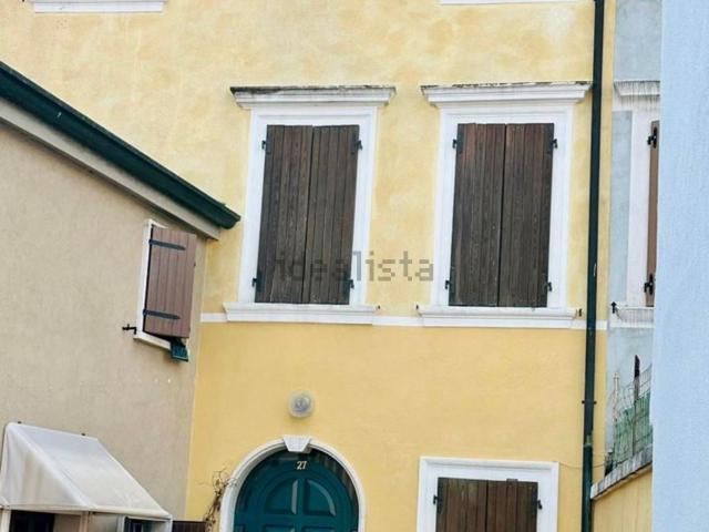 Villetta indipendente in vendita di 160 m² in Via Magenta, 27