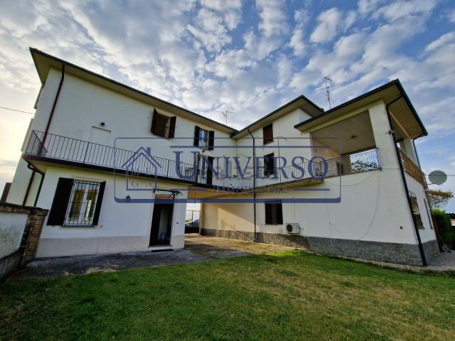 Villetta indipendente in vendita di 160 m² in Via Milano Genova, 3