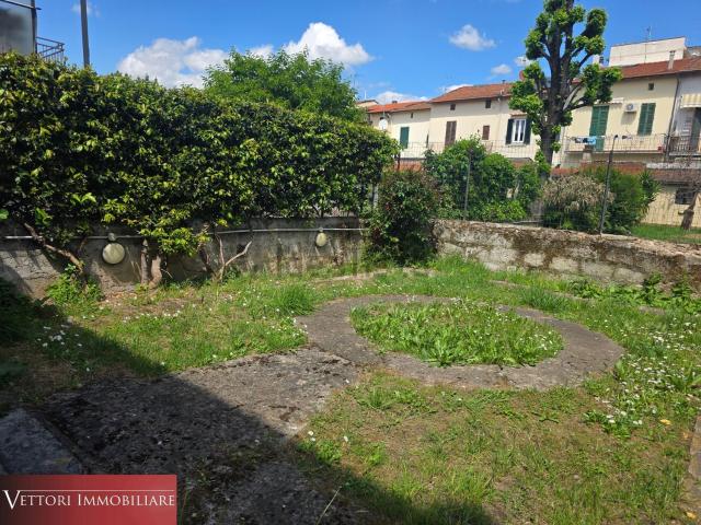 Villetta indipendente in vendita di 160 m² in Via Niccolò Tommaseo, 1