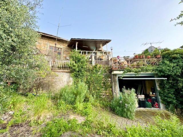 Villetta indipendente in vendita di 160 m² in Via S. Luca, 123