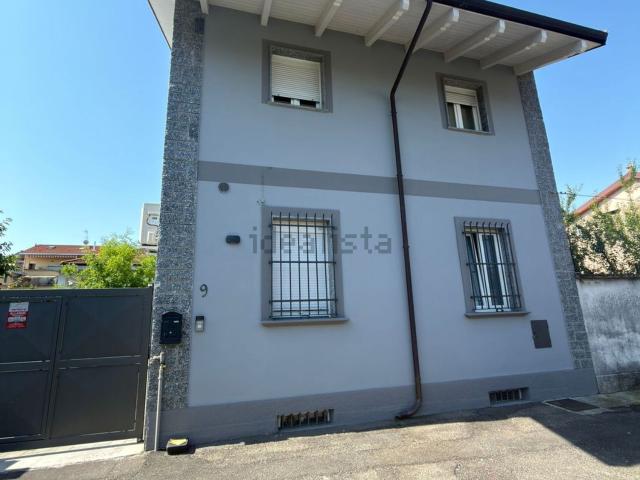 Villetta indipendente in vendita di 160 m² in Via Somalia, 9