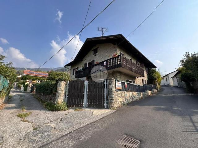 Villetta indipendente in vendita di 160 m² in Via Sonetto, 61
