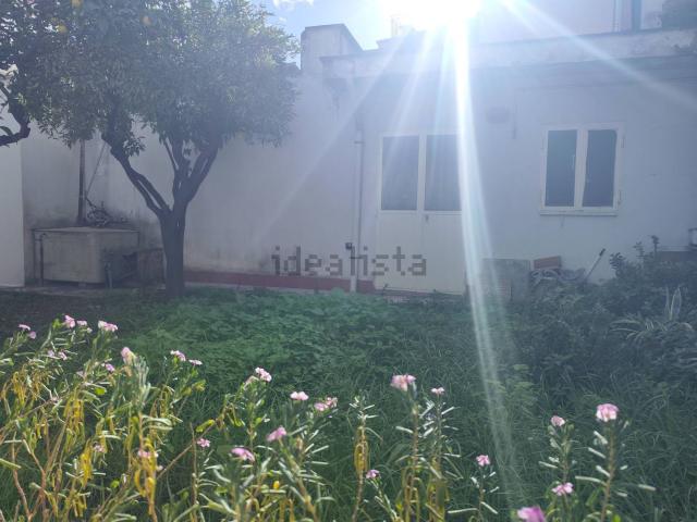 Villetta indipendente in vendita di 160 m² in Via Salvo D&apos Acquisto, 67