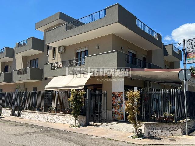Villetta indipendente in vendita di 160 m² in Via Salvatore Quasimodo, 4