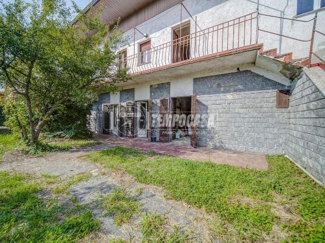 Villetta indipendente in vendita di 160 m² in Via Santa Maria