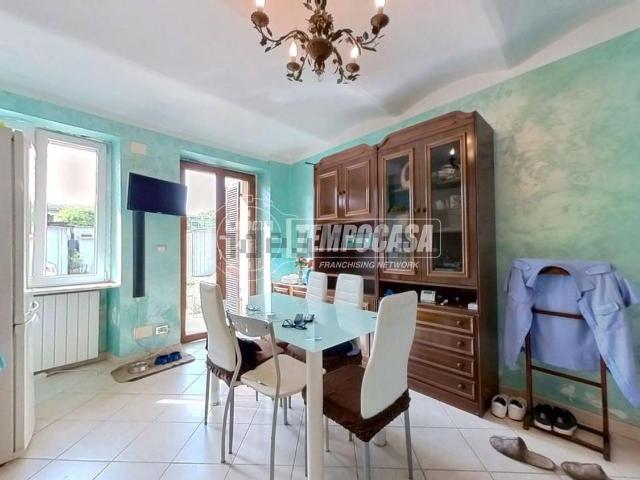 Villetta indipendente in vendita di 160 m² in Via Stura, 61