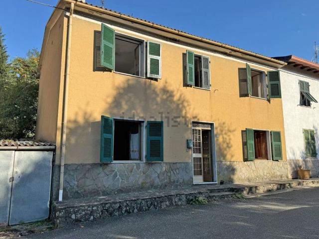 Villetta indipendente in vendita di 160 m² in Via Ponte Magra, 10