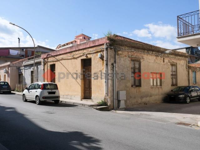 Villetta indipendente in vendita di 160 m² in Via Pace Giammoro, 163