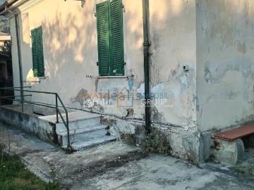 Villetta indipendente in vendita di 160 m² in Via Petroniano, 10