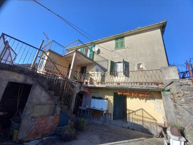 Villetta indipendente in vendita di 160 m² in Via Perlezzi, 28