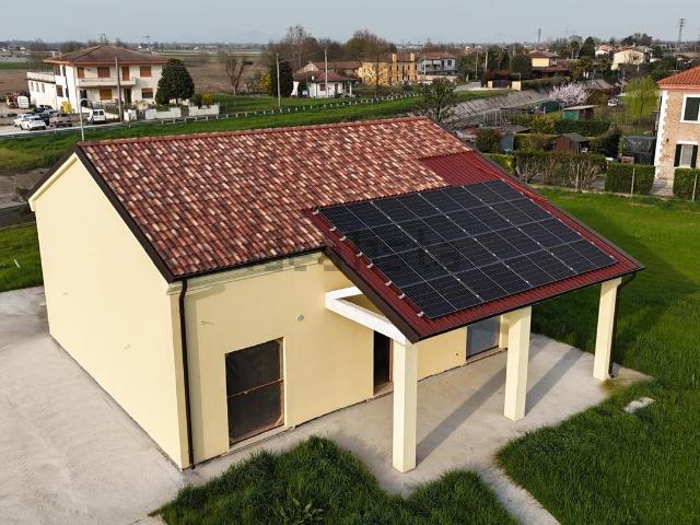 Villetta indipendente in vendita di 160 m² in Via Ramodipalo Centro